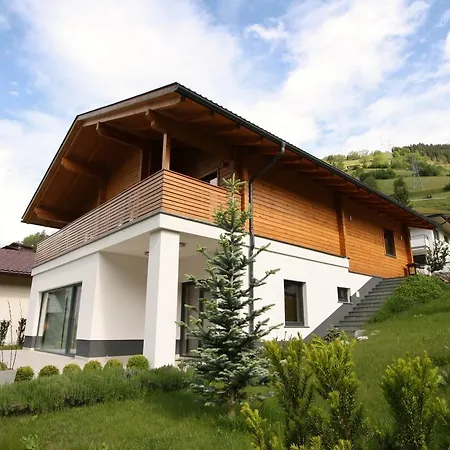 Thumersbach Chalet